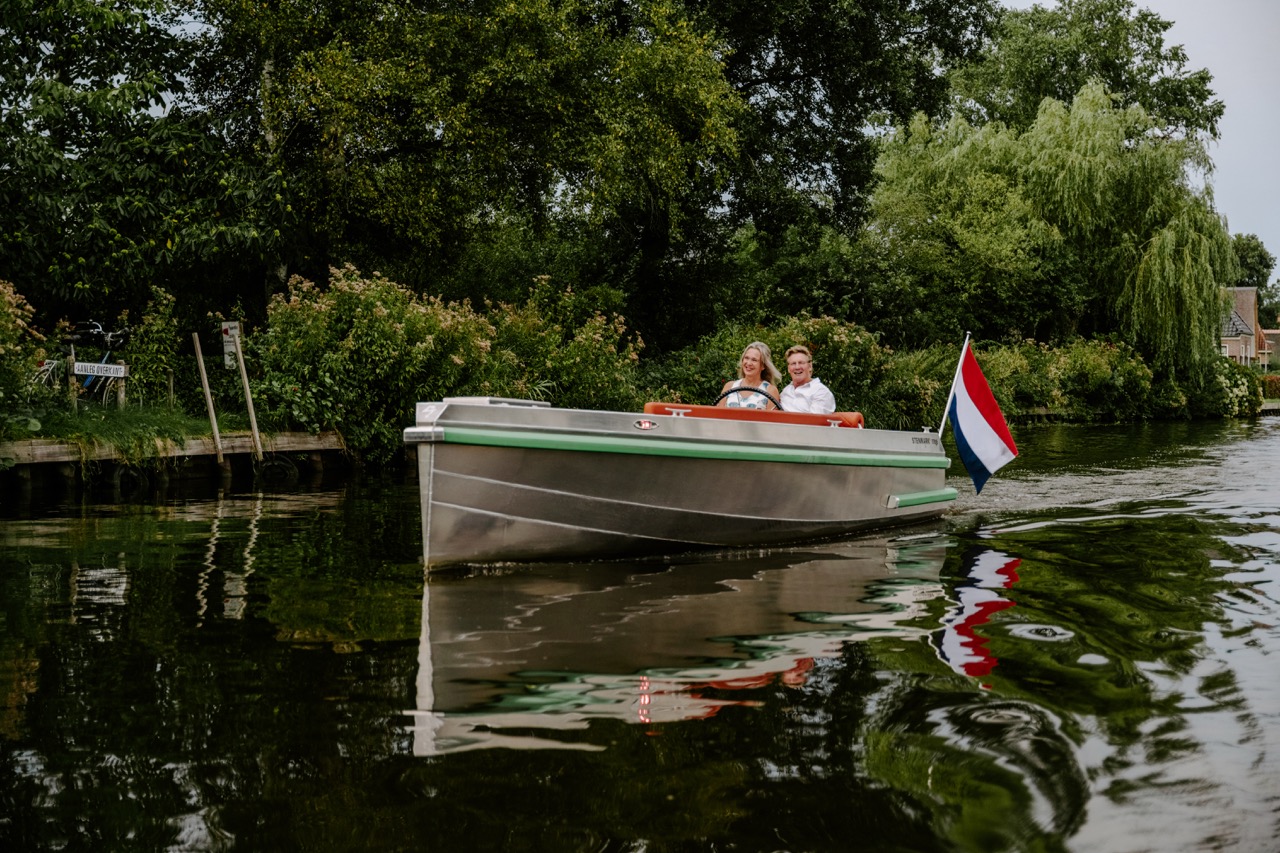 Sloep van Jachthaven Ossenzijl in Ossenzijl